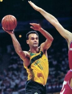 Morre Oscar Schmidt, maior ídolo do basquete brasileiro