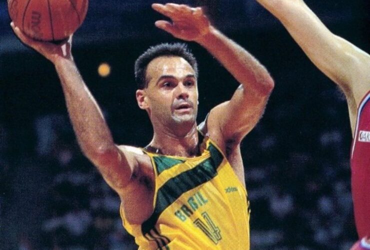 Morre Oscar Schmidt, maior ídolo do basquete brasileiro
