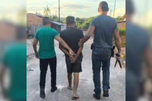 Momento da prisão em flagrante.