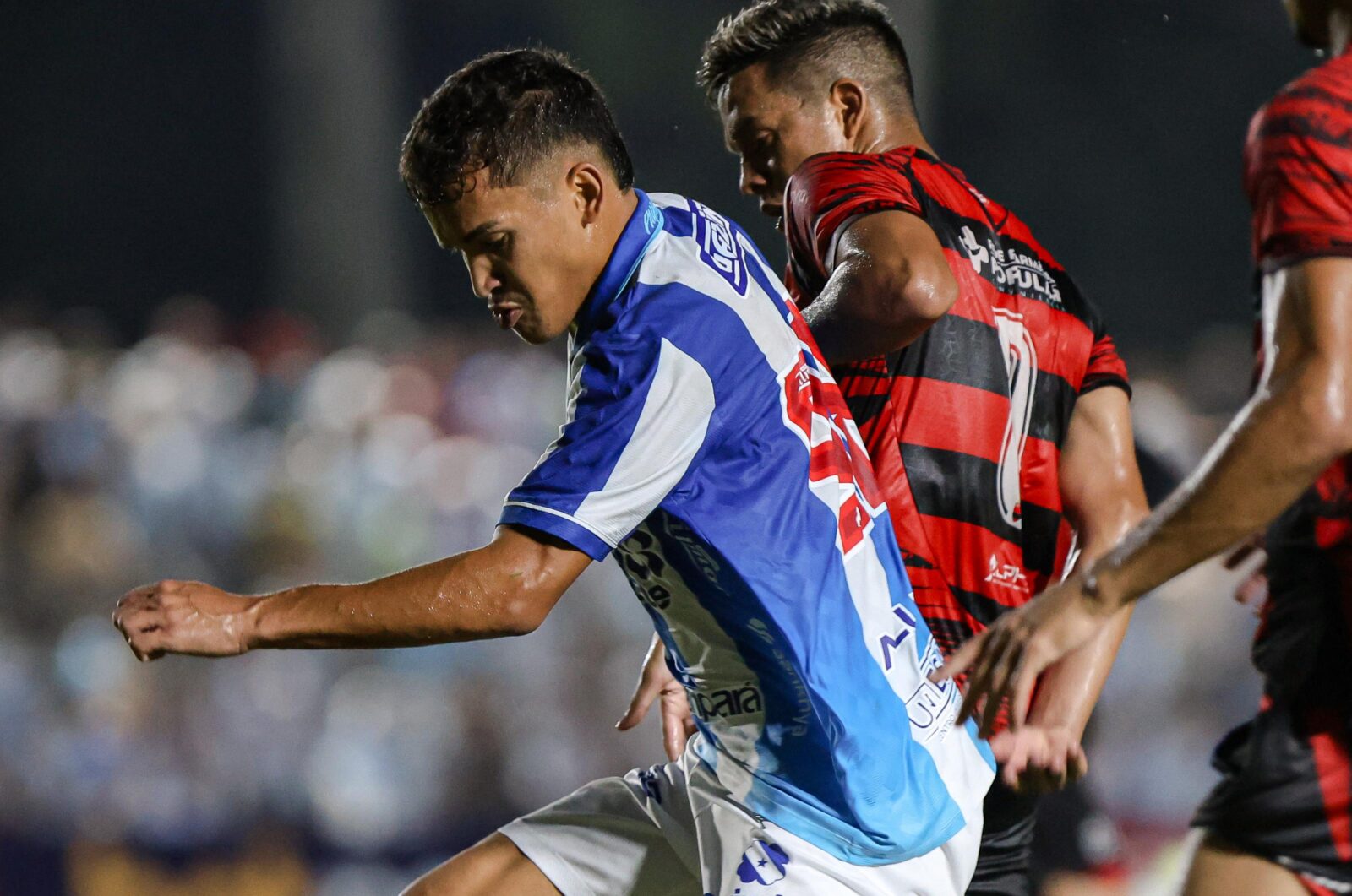 Paysandu e Trem-AP se enfrentaram no estádio Augustão