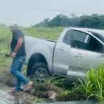 Apesar da gravidade da colisão, o motorista não sofreu ferimentos, sendo considerados apenas danos materiais.