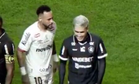 "Boludo!" e "Cagón!": Neymar e Diego Hernández trocam ofensas em Santos x Remo