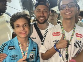 Vídeo: Neymar realiza sonho de irmãos autistas após Santos 2 x 0 Remo