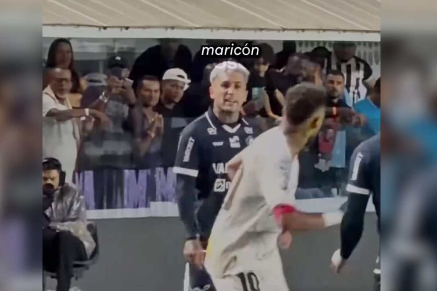 Dublagem aponta ofensa homofóbica de Diego Hernández a Neymar em Santos x Remo