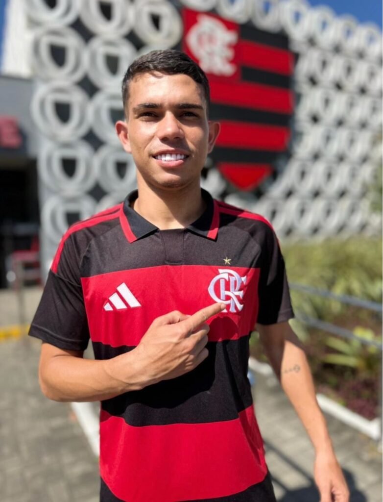 Pedro Henrique, cria do Paysandu, fala pela primeira vez após acerto com o Flamengo