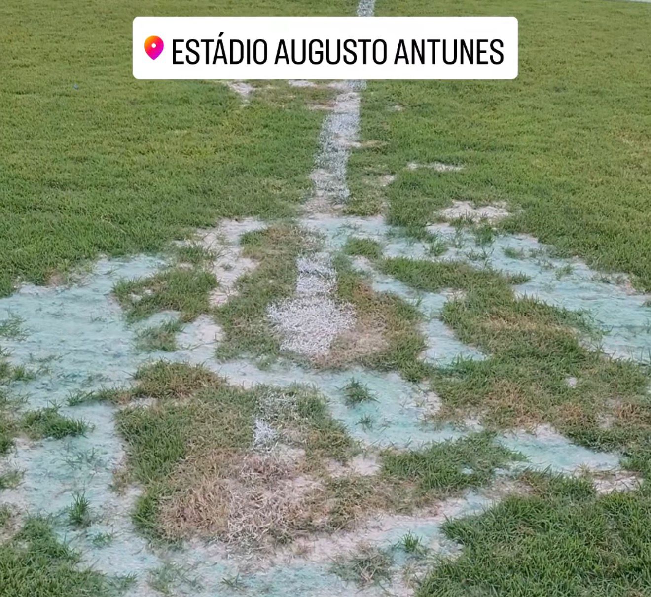 Más condições do estádio Augusto Antunes, em Macapá.