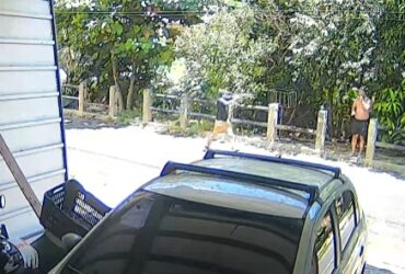 Crime foi registrado por câmeras de segurança.