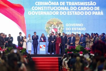 Secretários foram exonerados do governo por conta do período eleitoral.