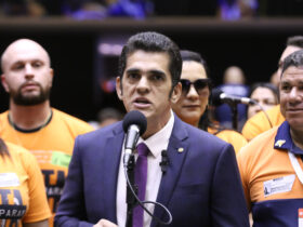 Decisão por 5 votos a 1 confirma sentença da Justiça Eleitoral e parlamentar pode ficar inelegível por oito anos.