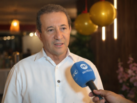 Márcio Miranda dando entrevista