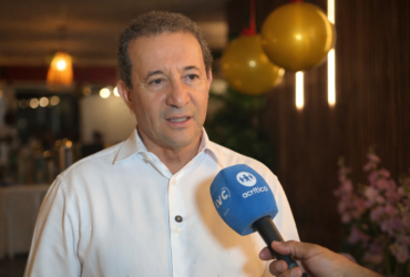 Márcio Miranda dando entrevista