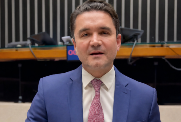 Deputado Celso Sabino no plenário da Câmara dos Deputados, em Brasília.