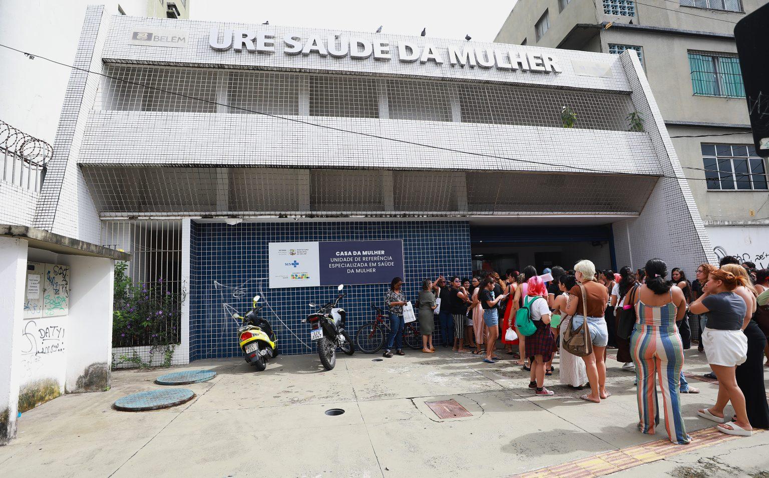 Município terá 30 dias para apresentar cronograma de melhorias na unidade; decisão prevê multa diária em caso de descumprimento.