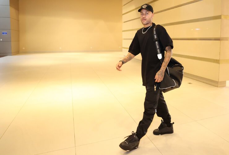 Neymar não treina e passa por exames na Seleção Brasileira