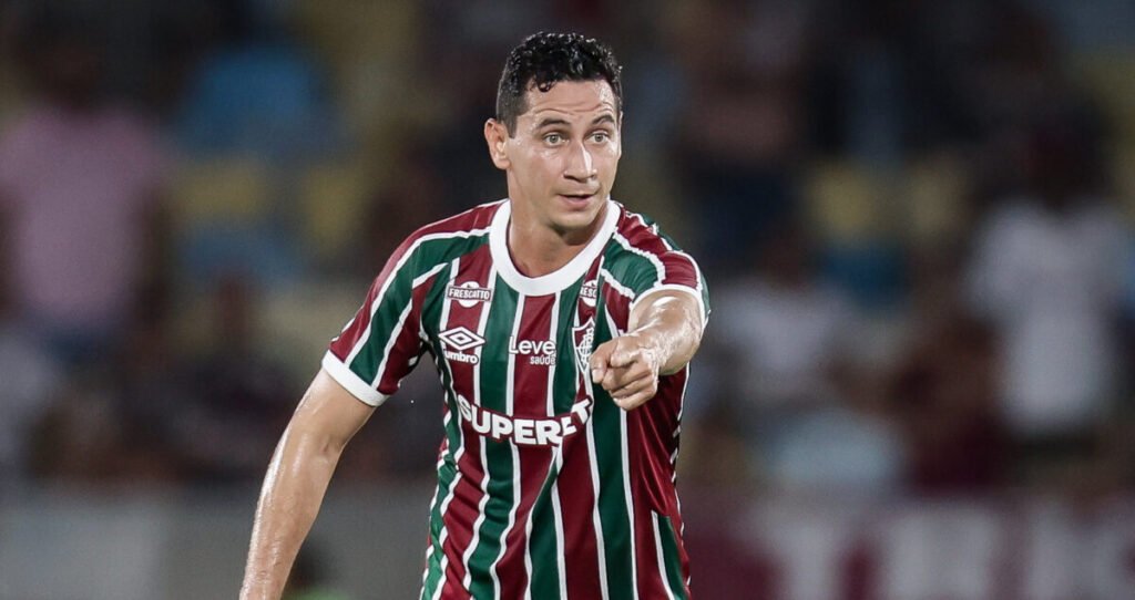 Remo monitora situação de Ganso e meia pode deixar o Fluminense