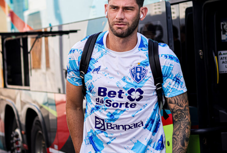 Zagueiro do Paysandu Yeferson Quintana