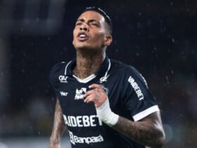Alef Manga sofre contusão no ombro e vira dúvida contra o São Paulo