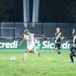 Paysandu e Vasco se enfrentando em São Januário