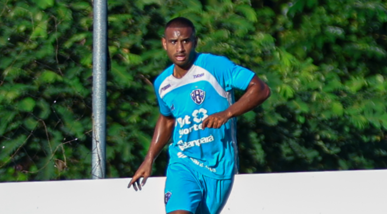 Edílson, lateral-direito do Paysandu
