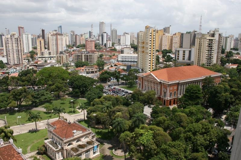 Levantamento da Transparência Brasil e República.org aponta falhas no acesso a contracheques e ausência de respostas via Lei de Acesso à Informação.