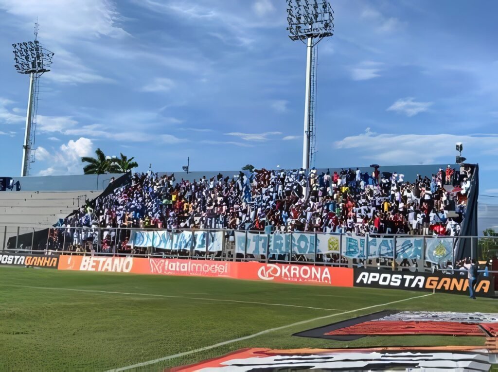 Torcida do Paysandu esgota ingressos para final da Copa Norte em Manaus