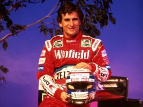 Alessandro Zanardi sofreu grave acidente no automobilismo, perdeu as duas pernas e se reinventou no paraciclismo, conquistando quatro medalhas de ouro e duas de prata.