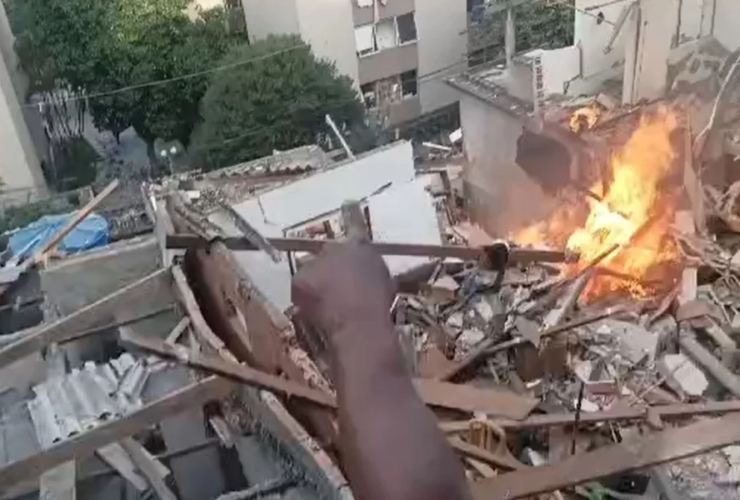 Morador registra destruição causada pela explosão
