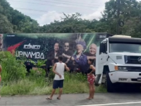 Imagens do acidente envolvendo a carreta do Icônico Tupinambá.