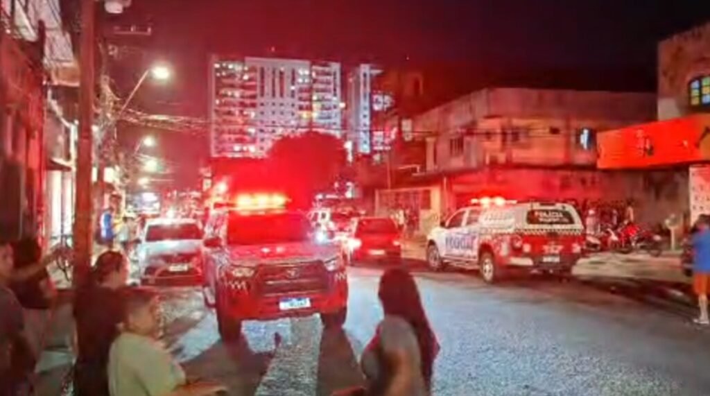 Viaturas na Marambaia, em Belém