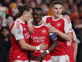 Arsenal bate o Atlético e volta à final da Champions League após 20 anos