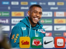 Rayan celebra 1ª Copa aos 19 anos e mira o hexa com o Brasil