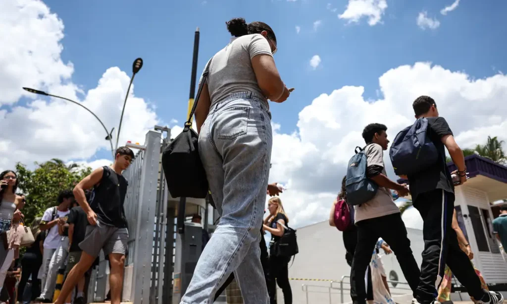 Fies 2026: MEC convoca lista de espera e prazo é curto