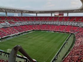 O confronto é válido pelo grupo A da competição, que conta ainda com México e África do Sul.