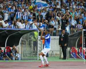 Castro valoriza fator casa diante do Santa e vê torcida do Paysandu como "um jogador a mais"
