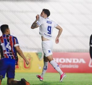Ítalo, camisa 9 do Paysandu