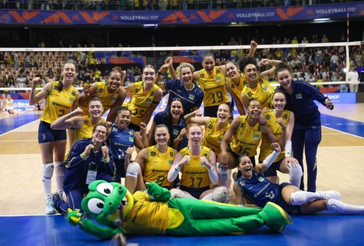 Seleção supera interrupção por queda de energia no Ginásio Nilson Nelson e inicia campanha com vitória por 3 sets a 1.
