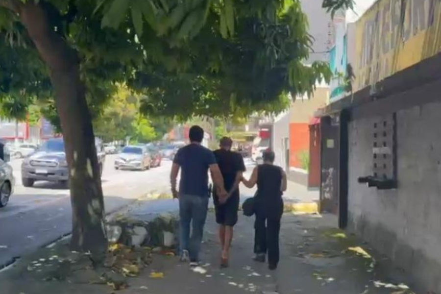 De acordo com a Polícia Civil, o homem foi localizado após diligências realizadas pelas equipes responsáveis pelo caso.