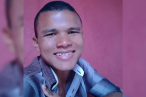 As diligências preliminares apontaram que Everson foi atingido por pelo menos cinco disparos de arma de fogo na cabeça.