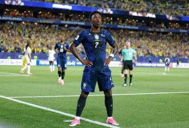 Vini revela pedido de Ancelotti e dispara: "Tenho que escutar mais ele"