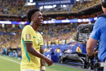 Vini Jr domina Era Ancelotti e entra na história da Seleção em Copas
