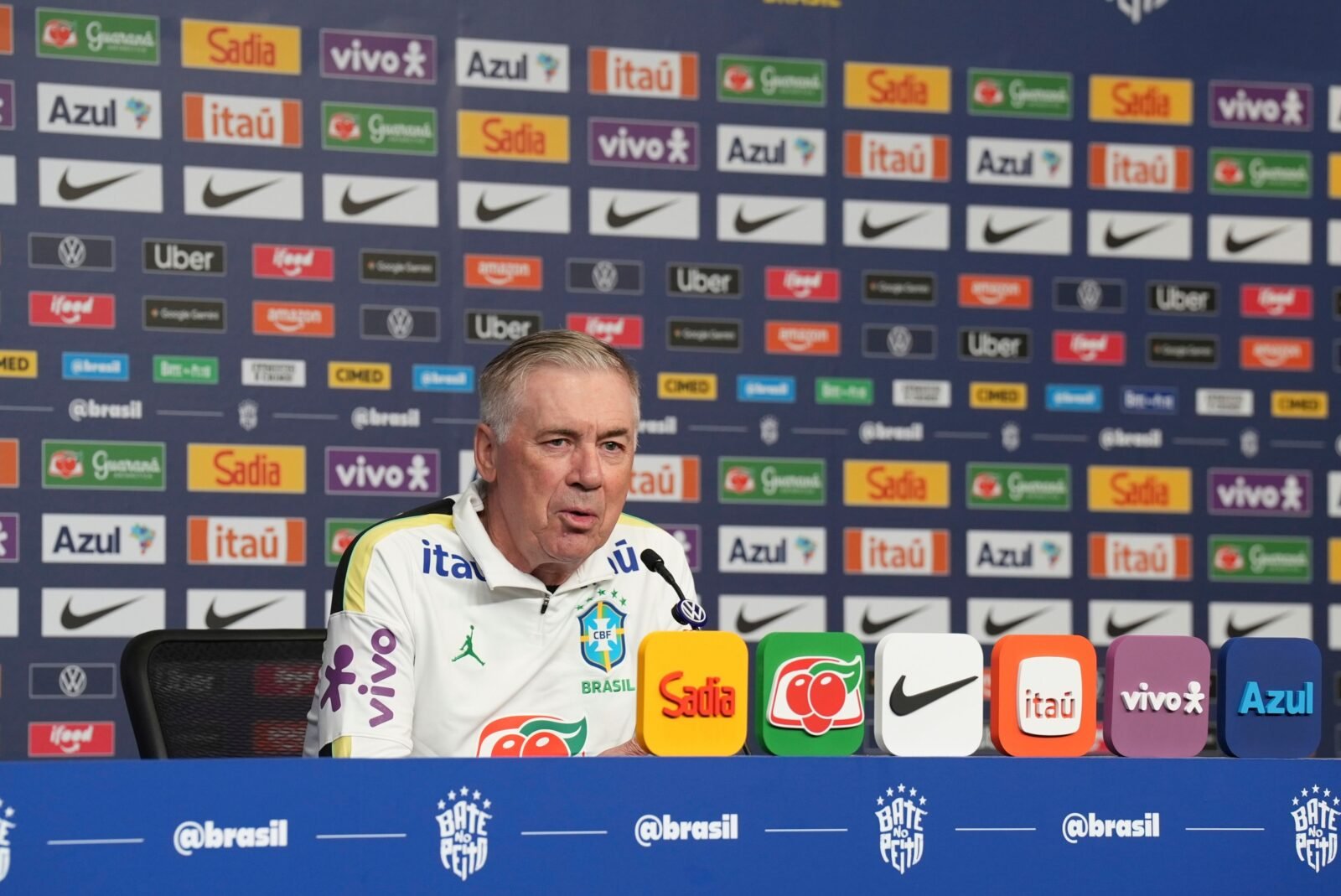 Carlo Ancelotti durante entrevista coletiva pela Seleção Brasileira em Nova Jersey