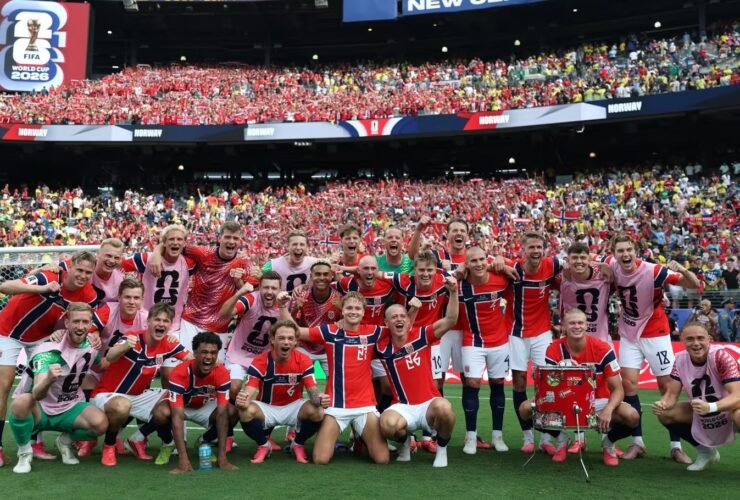 Haaland, Kane, Messi e Xhaka: sábado define semifinalistas
