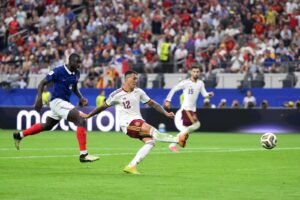 Dominante, Espanha derruba a França e vai à decisão da Copa do Mundo