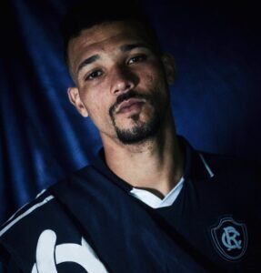 Remo reforça defesa com Zé Ivaldo para sequência da Série A