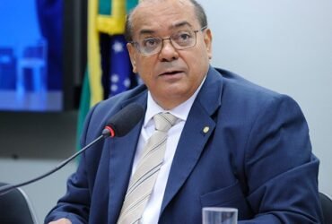 Ex-deputado federal estava à frente do Instituto desde fevereiro de 2023; Cláudia Cristina França Silva assume a presidência do órgão.