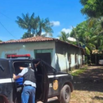 Na imagem em destaque, o momento da prisão do suspeito