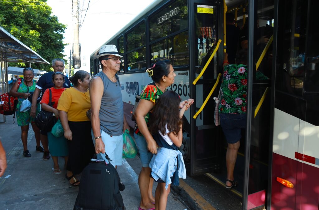 Mosqueiro recebe reforço de ônibus neste fim de semana de julho