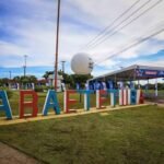 Inscrições começam em 10 de agosto; salários chegam a R$ 3.242 e seleção contará com provas objetivas, títulos e teste físico para cargo específico.