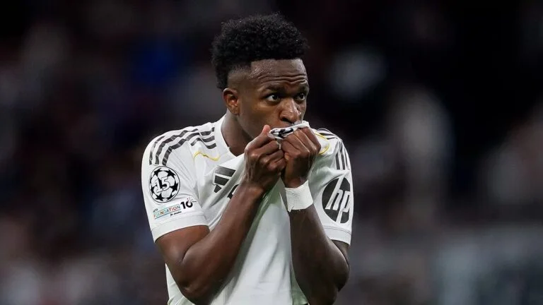 Vini Jr. renova com o Real Madrid e assina contrato até 2032