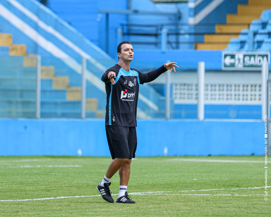 Paysandu finaliza preparação para decisão contra o Maringá